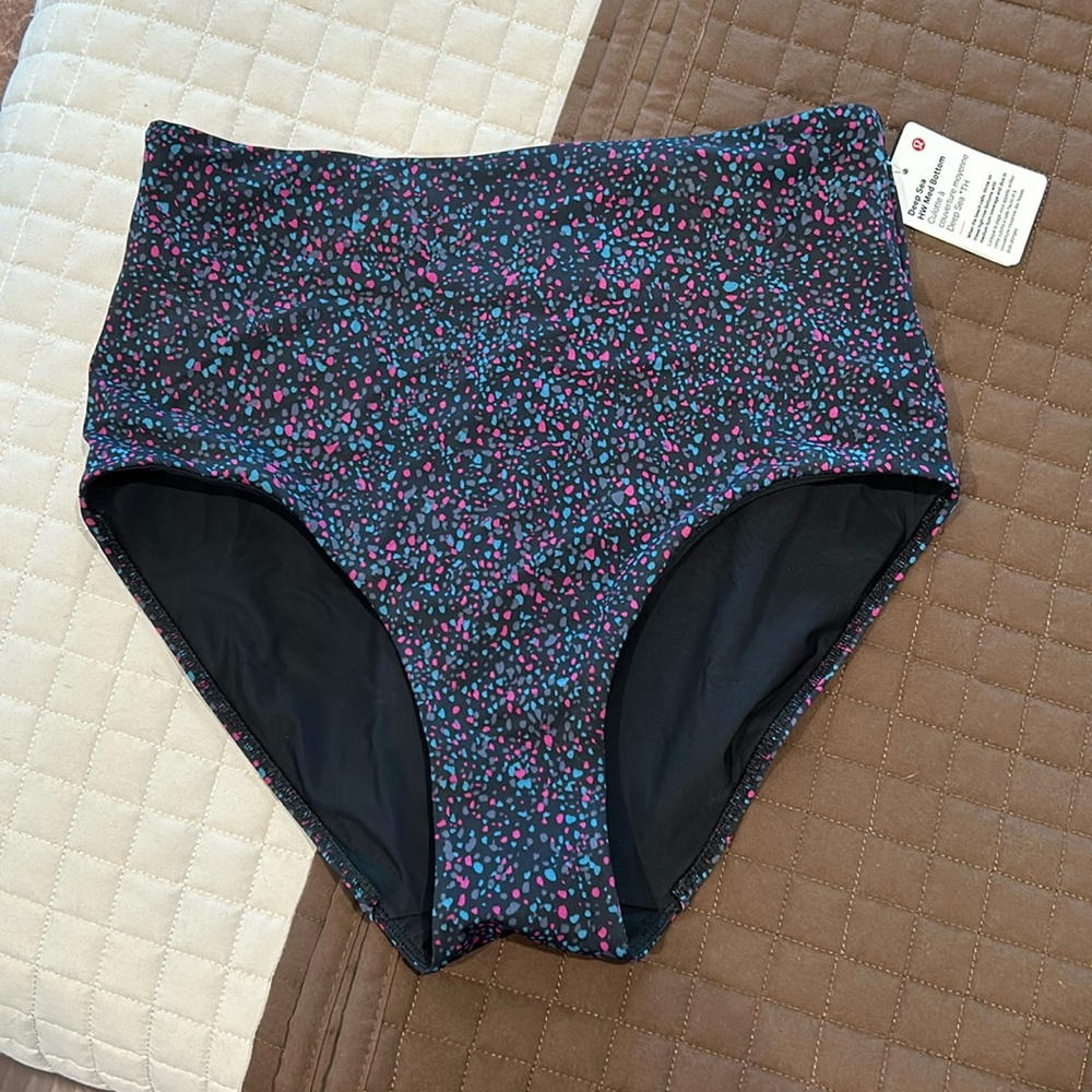 Lululemon Deep Sea High Waist Bottom size 6